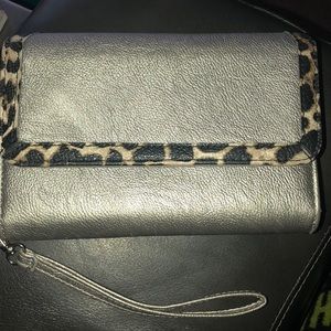 Mundi Safekeeper Wallet